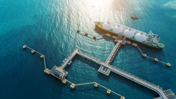 Natural Gas Trade Flows Stay Calm as Oil Markets Turbulent
