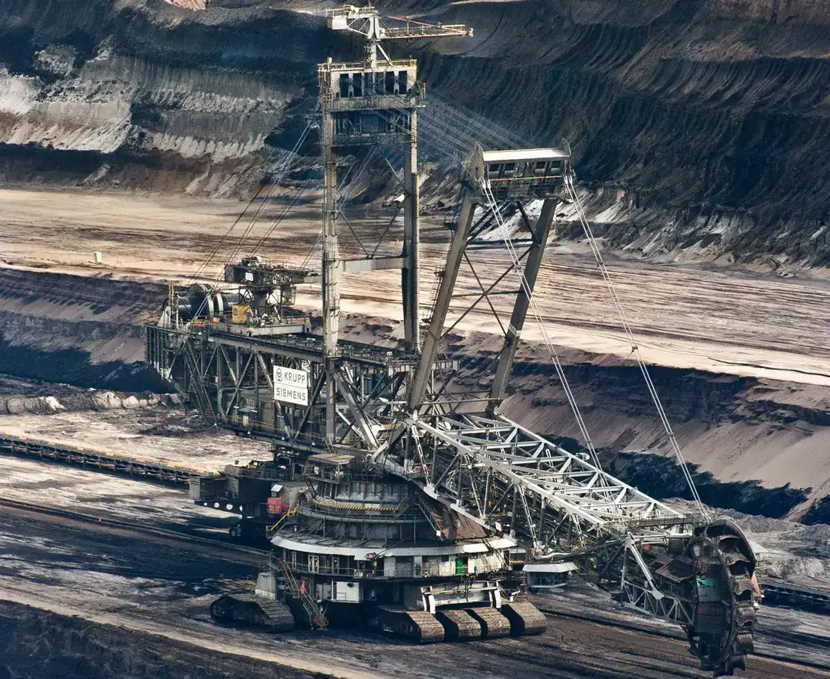 Chinese Needs Create Deals at Worlds Biggest Coal Conference